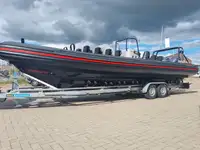 Ọkọ̀ ojú omi tí ó mú àwọn ìkọ́kọ̀ fún tà