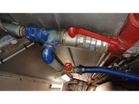 Ọkọ̀ ọpọlọpọ̀ ènìyàn fún tà