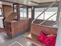 Ọkọ̀ ojú omi ìrìn-àjò fún tà