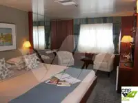 Ọkọ̀ ojú omi ìrìn-àjò fún tà