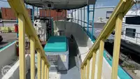 Ọkọ̀ ojú omi ìrìn-àjò fún tà