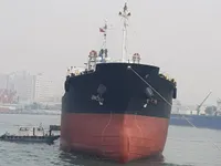 Ọkọ̀ tí ó mú epo / kemikali fún tà