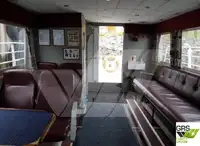Ọkọ̀ ọpọlọpọ̀ ènìyàn fún tà