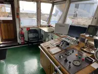 Ọkọ̀ tí ó mú epo / kemikali fún tà