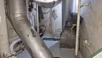 Ọkọ omi ti o mu ọja fún tà
