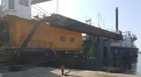 Ọkọ̀ ojú omi tí ó mú ìdọ̀tí fún tà