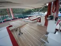 Yacht fún tà