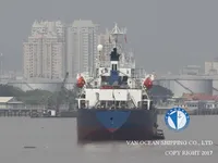 Ọkọ̀ tí ó mú epo / kemikali fún tà