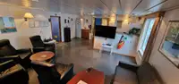 Ọkọ̀ tí ó mú epo fún tà