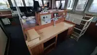 Ọkọ omi ti o mu ọja fún tà