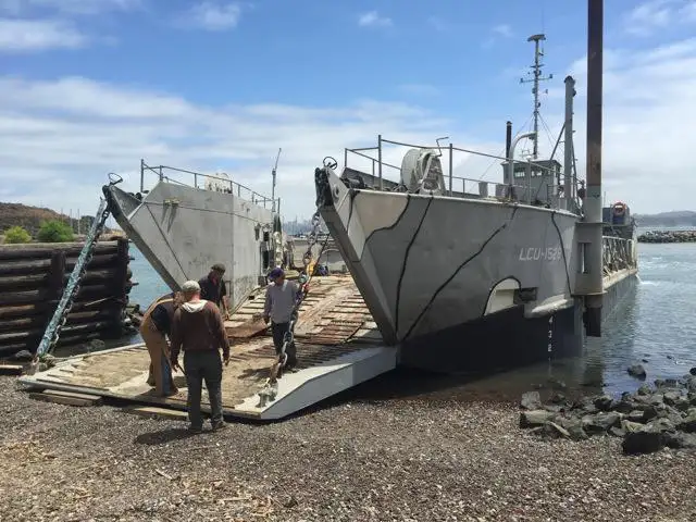 Ọkọ omi Landing, Tank fún tà