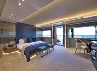 Ọkọ̀ ojú omi ìrìn-àjò fún tà