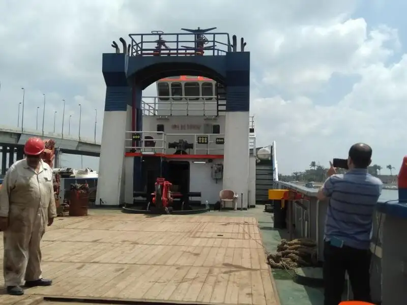Ọkọ omi ti o mu ọja fún tà