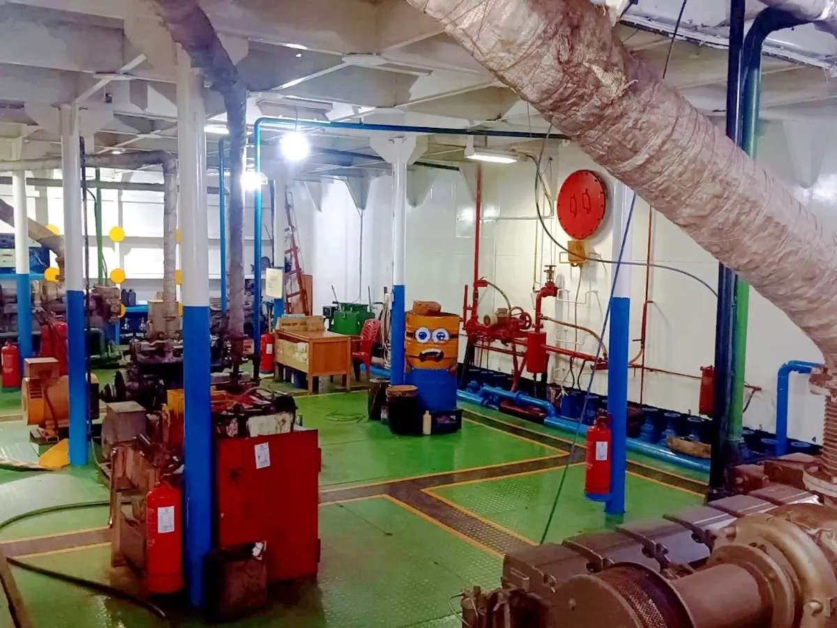 Ọkọ omi Landing, Tank fún tà