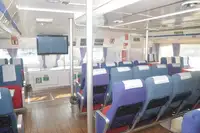 Ọkọ̀ ojú omi ìrìn-àjò fún tà
