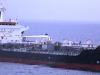 Ọkọ̀ tí ó mú epo / kemikali fún tà