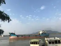 Ọkọ̀ tí ó mú epo / kemikali fún tà