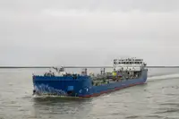 Oil/Chemical tanker fun tita