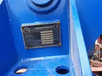Ọkọ̀ ojú omi tí ó mú ìdọ̀tí fún tà