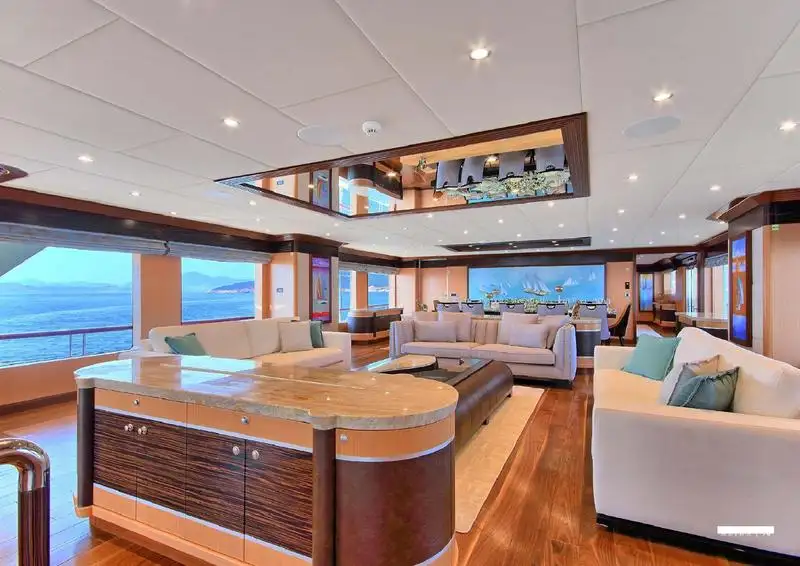 Yacht fún tà