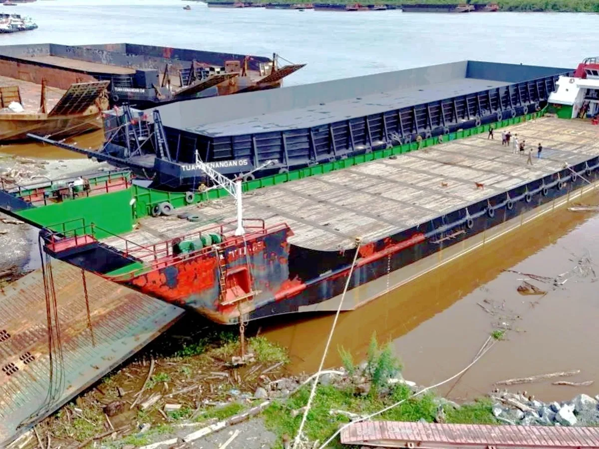 Ọkọ omi Landing, Tank fún tà