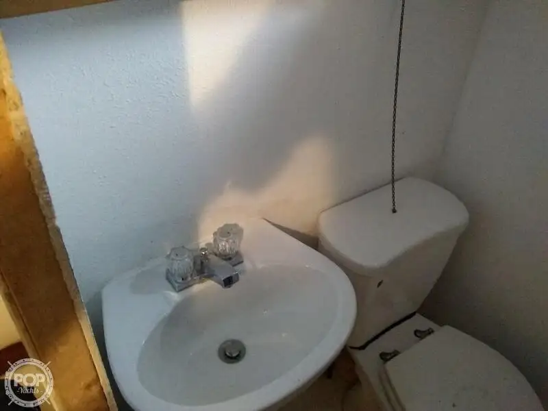 Ọkọ̀ ojú omi kékeré fún tà