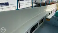Ọkọ̀ ojú omi ìrìn-àjò fún tà