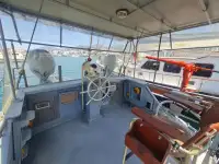 Ọkọ omi iná fún tà