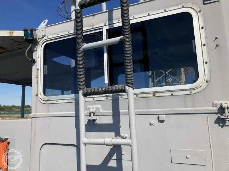 Ọkọ omi Landing, Tank fún tà