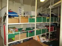 Ọkọ̀ tí wọn fi maa ń gbé ohun èlò tí ó ní ìdáná fún tà
