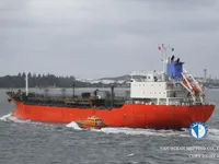 Ọkọ̀ tí ó mú epo / kemikali fún tà
