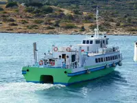 Catamaran fún tà