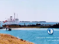 Ọkọ̀ tí ó mú epo / kemikali fún tà
