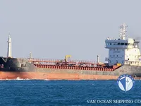 Ọkọ̀ tí ó mú epo / kemikali fún tà