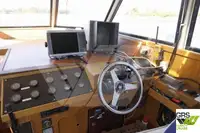 Ọkọ̀ ojú omi ìrìn-àjò fún tà