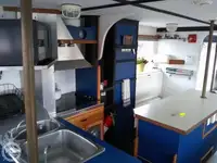 Ọkọ̀ ojú omi kékeré fún tà