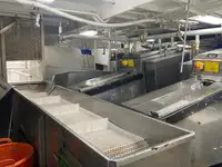 Ọkọ̀ tí ó mú ẹja fún tà