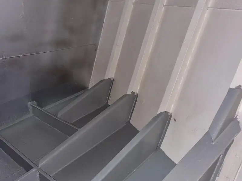 Ọkọ̀ ojú omi ìrìn-àjò fún tà