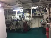 Ọkọ̀ tí wọn fi maa ń gbé ohun èlò tí ó ní ìdáná fún tà