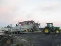 Ọkọ̀ ojú omi ìrìn-àjò fún tà