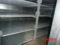 Ọkọ̀ tí ó mú ẹja pọ̀ fún tà