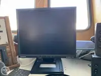 Ọkọ̀ tí ó mú ẹja pọ̀ fún tà