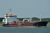 Oil/Chemical tanker fun tita