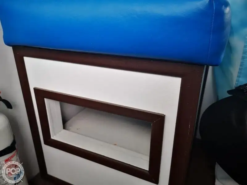 Ọkọ omi fun ìṣe ìdáná ẹja fún tà