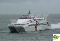 Ọkọ̀ ọpọlọpọ̀ ènìyàn fún tà