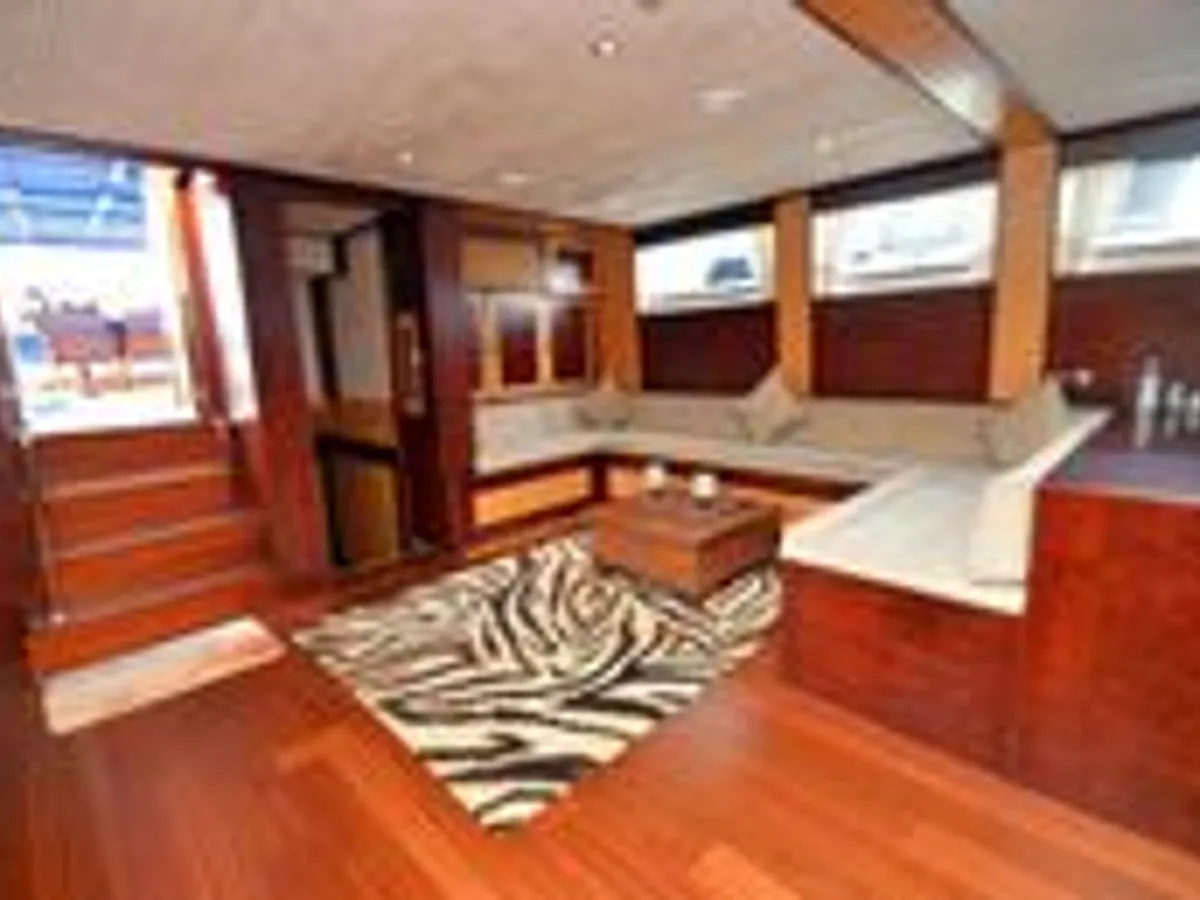Yacht fún tà