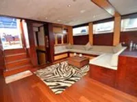 Yacht fún tà