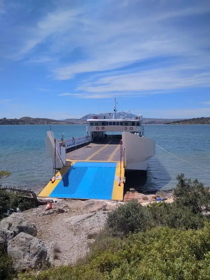 Ọkọ omi Landing, Tank fún tà