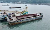 Barge fun tita