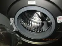 Ọkọ̀ tí wọn fi maa ń gbé ohun èlò tí ó ní ìdáná fún tà